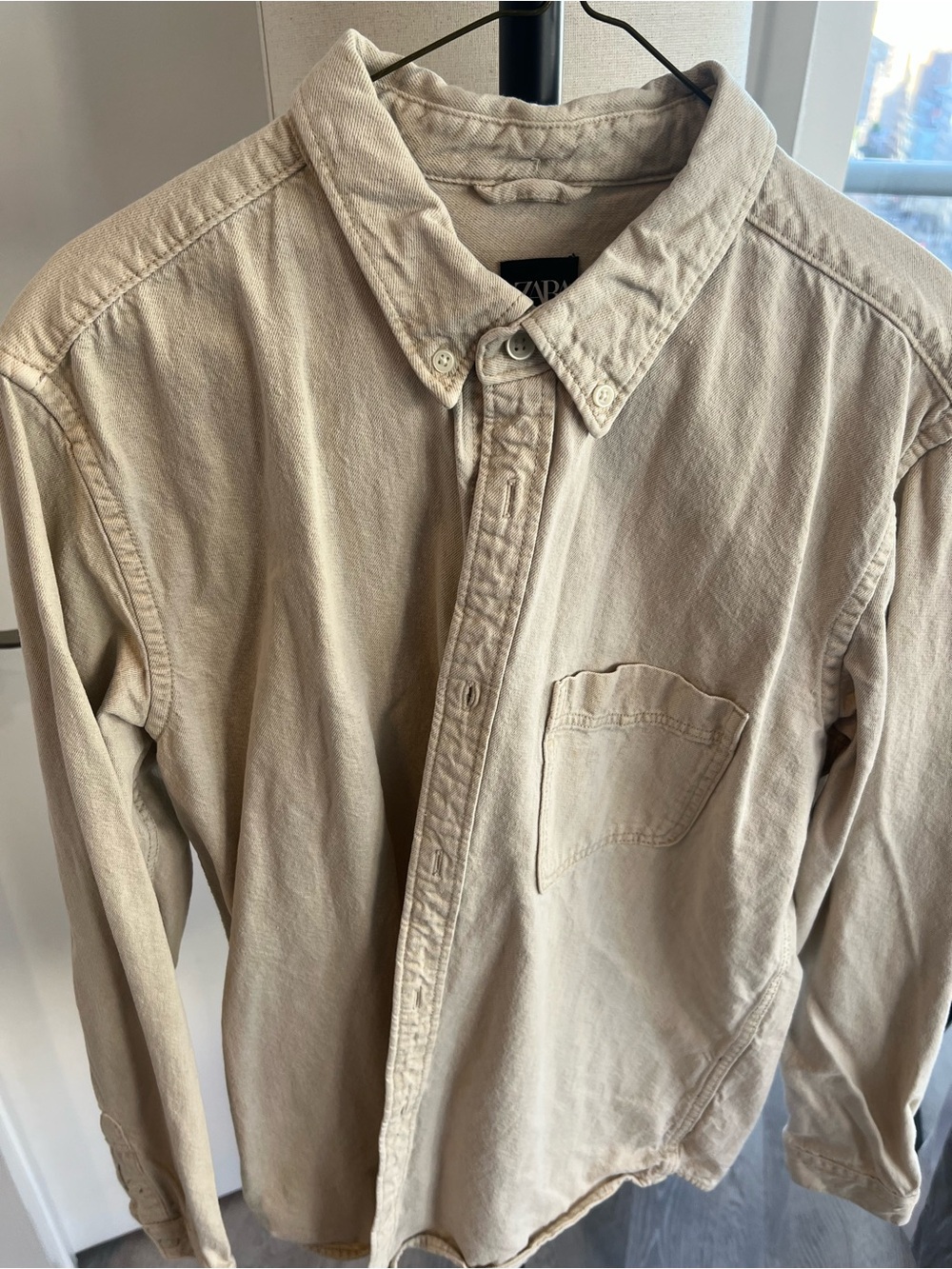 Zara Men's Light Beige Button-Down Shirt